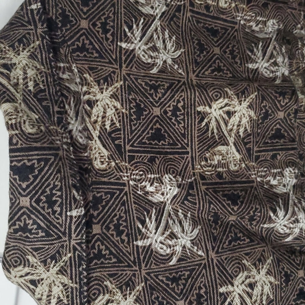 Ivy Crew classics tropical short sleeve shirt - Picture 8 of 8